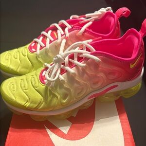 Nike Women's Sneakers - Pink and Yellow